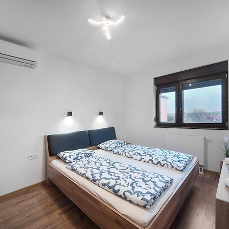 Agoston Apartman 4 - Boti Pécs Buitenkant foto